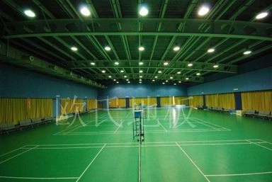 為室內(nèi)的羽毛球館選擇運(yùn)動木地板，要注意哪些